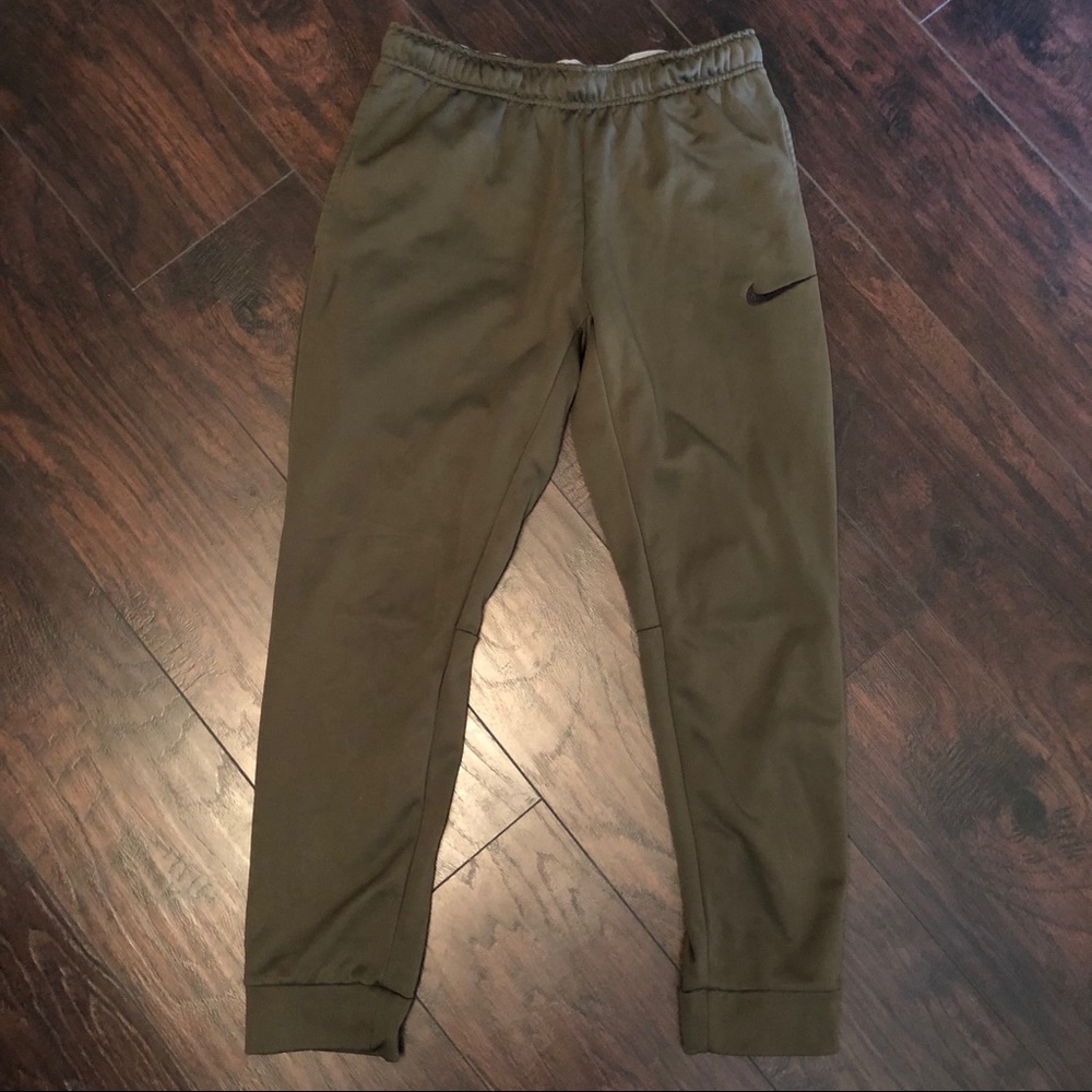 Nike Therma Fit Sweats